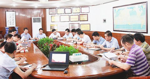 江蘇遠洋開展“不忘初心、牢記使命”主題教育黨委理論學習中心組（擴大）學習
